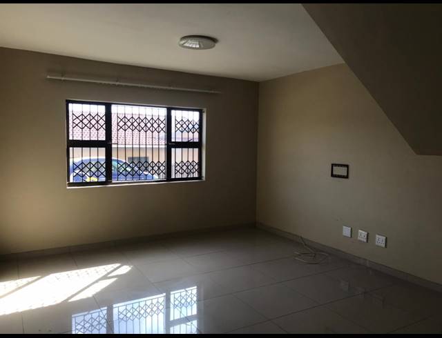 3 BEDROOM APARTMENT TO LET IN MALVERN